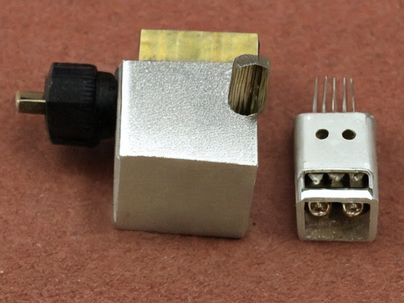 比较器工程页电子资料 2